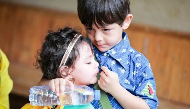 铭哲名字寓意男孩名字_男孩名字leo的寓意_皓霖名字寓意男孩名字 铭哲名字寓意男孩名字_男孩名字leo的寓意_皓霖名字寓意男孩名字